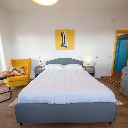 Seconda Stella A Destra 게스트하우스 4*