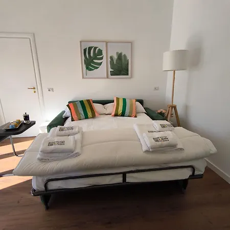 Seconda Stella A Destra Neapel