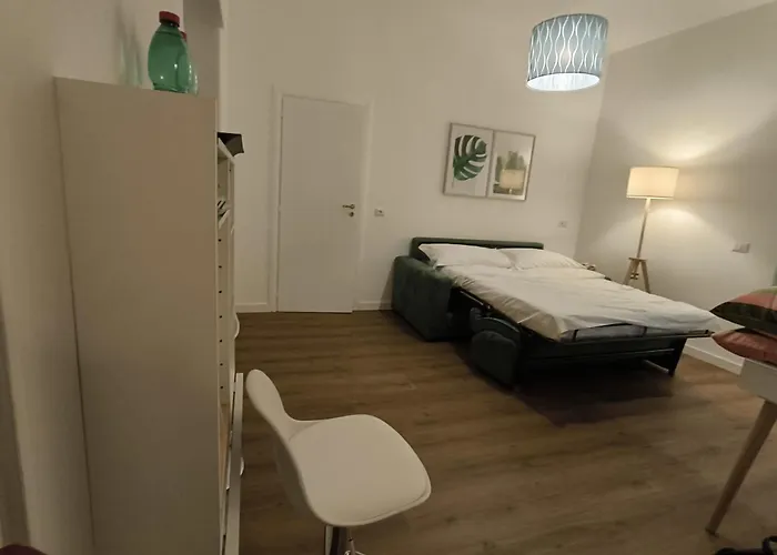 Гостевой дом Seconda Stella A Destra Неаполь