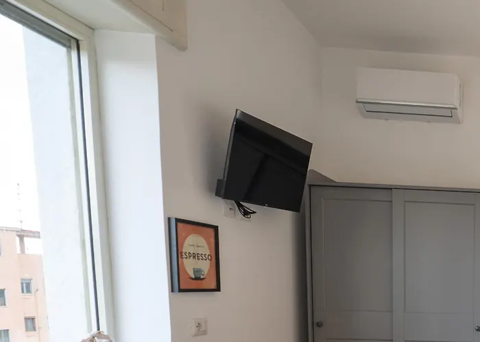 Seconda Stella A Destra Гостевой дом 4*