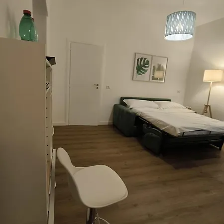 Penzion Seconda Stella A Destra Neapol