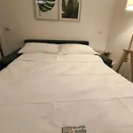 Seconda Stella A Destra Pensión
