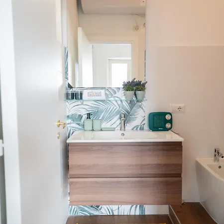 Seconda Stella A Destra 4* Napoli